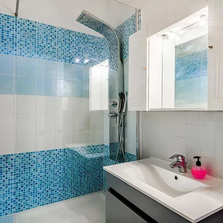 Children House Apartment *