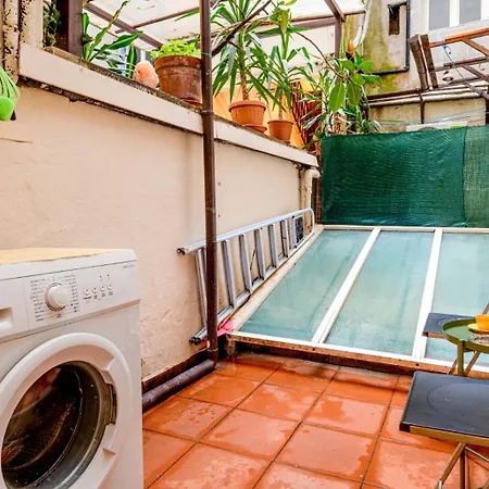 Children House Apartment Rom