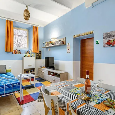 Apartment Children House Rom